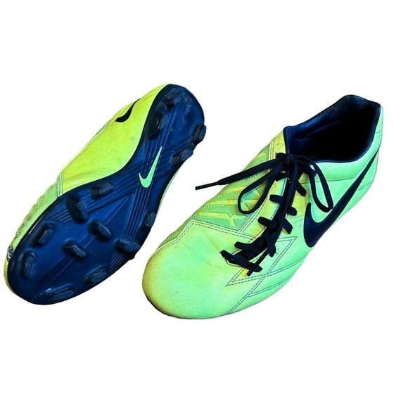 Nike T90 Total 90 Yellow Lace Up Soccer Cleats Mens Size 6.5 - Picture 1 of 10